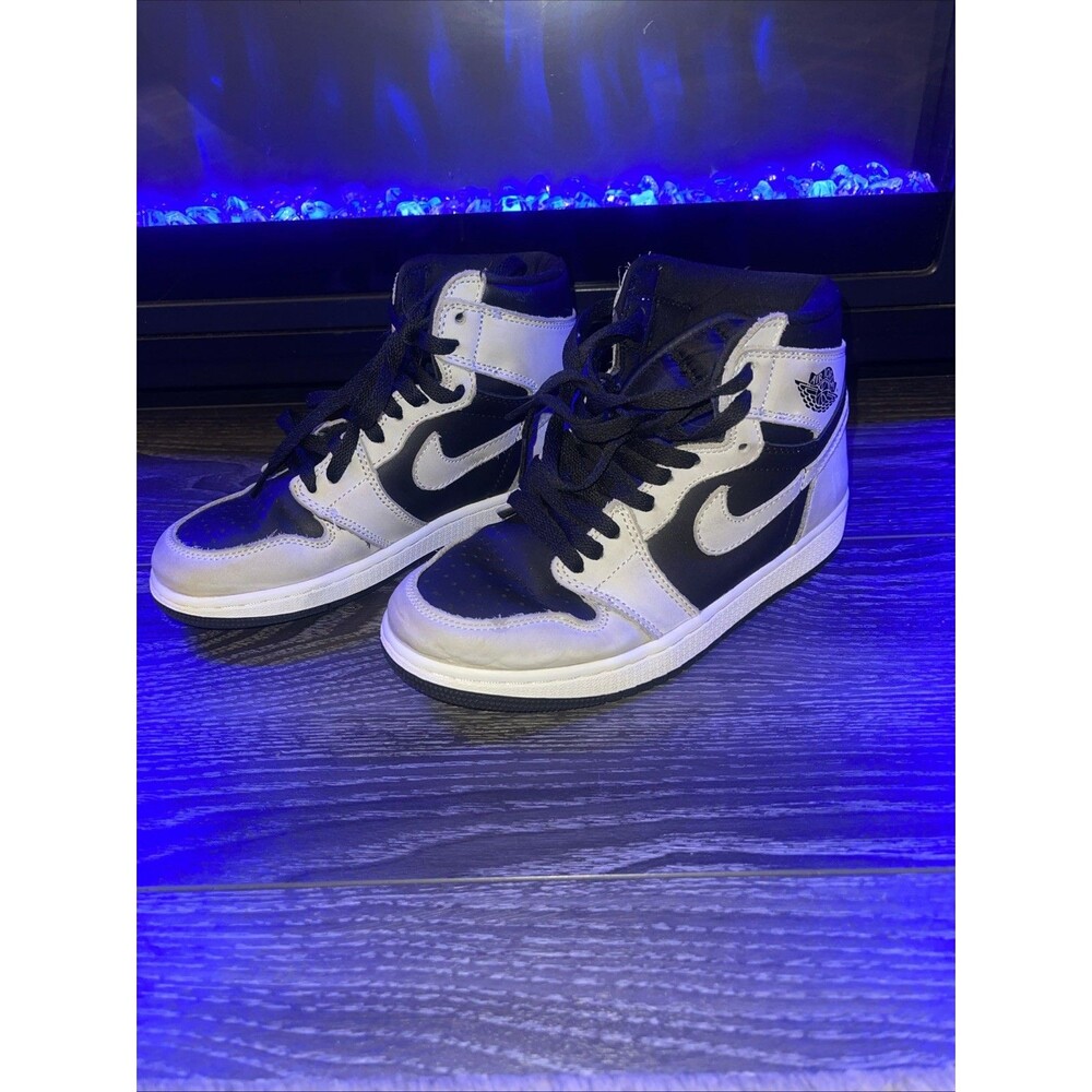 Size 4 (GS) - Jordan 1 Retro OG High Shadow 2.0